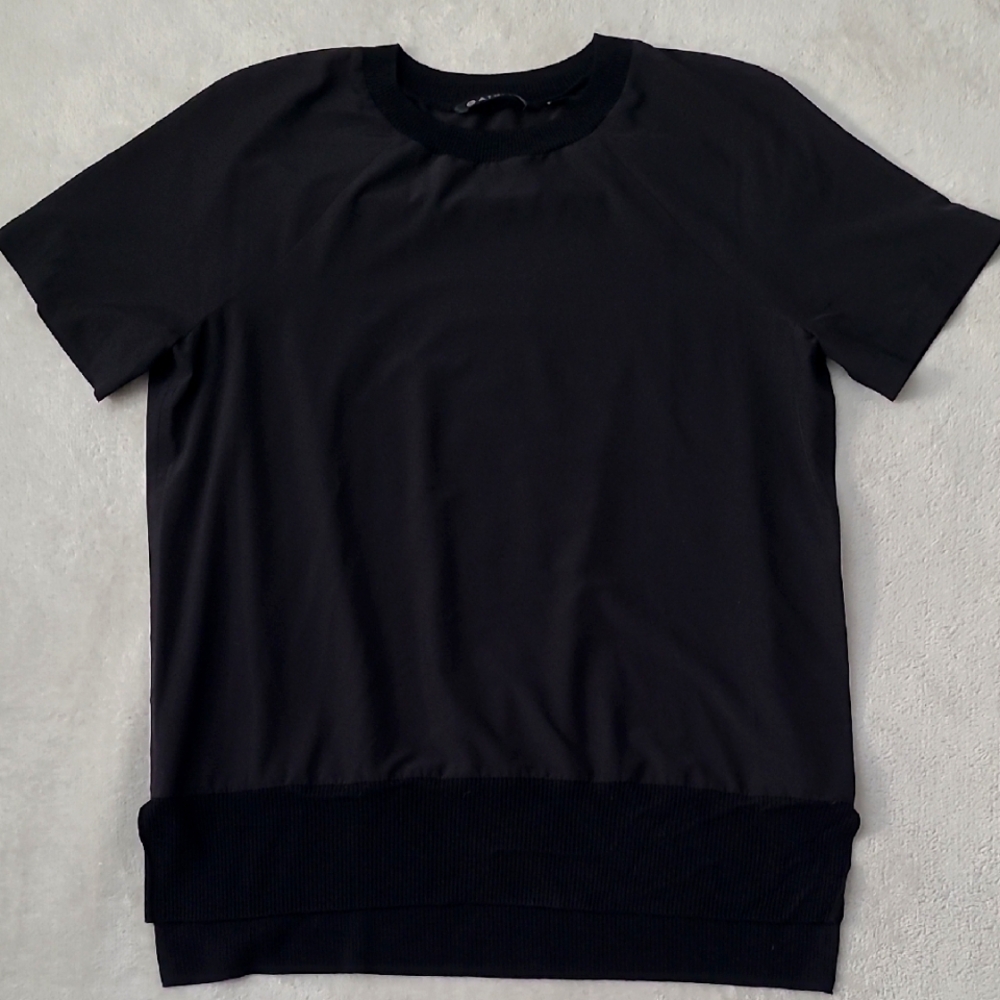 Athleta Black Ribbed Hem Short Sleeve Tee XS BreatheEasy Stretch Lounge Top